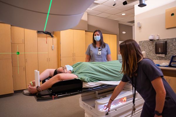 09232021_AHCI_Radiation_Treatment_Suite571